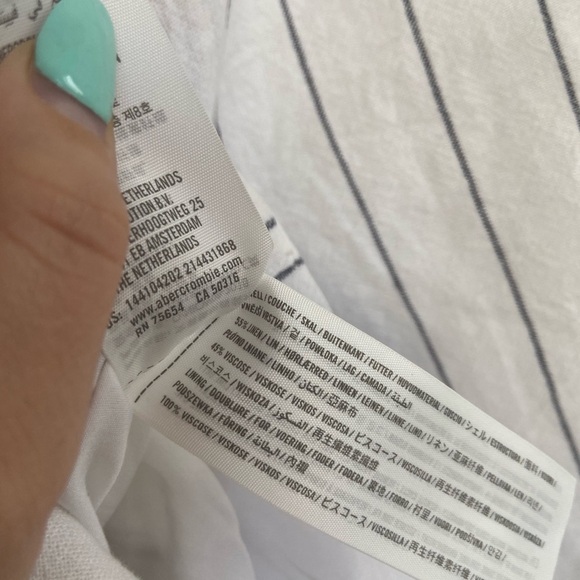 Free People Women's Turtle Neck Sleeveless Pullover Size XS - Picture 7 of 15